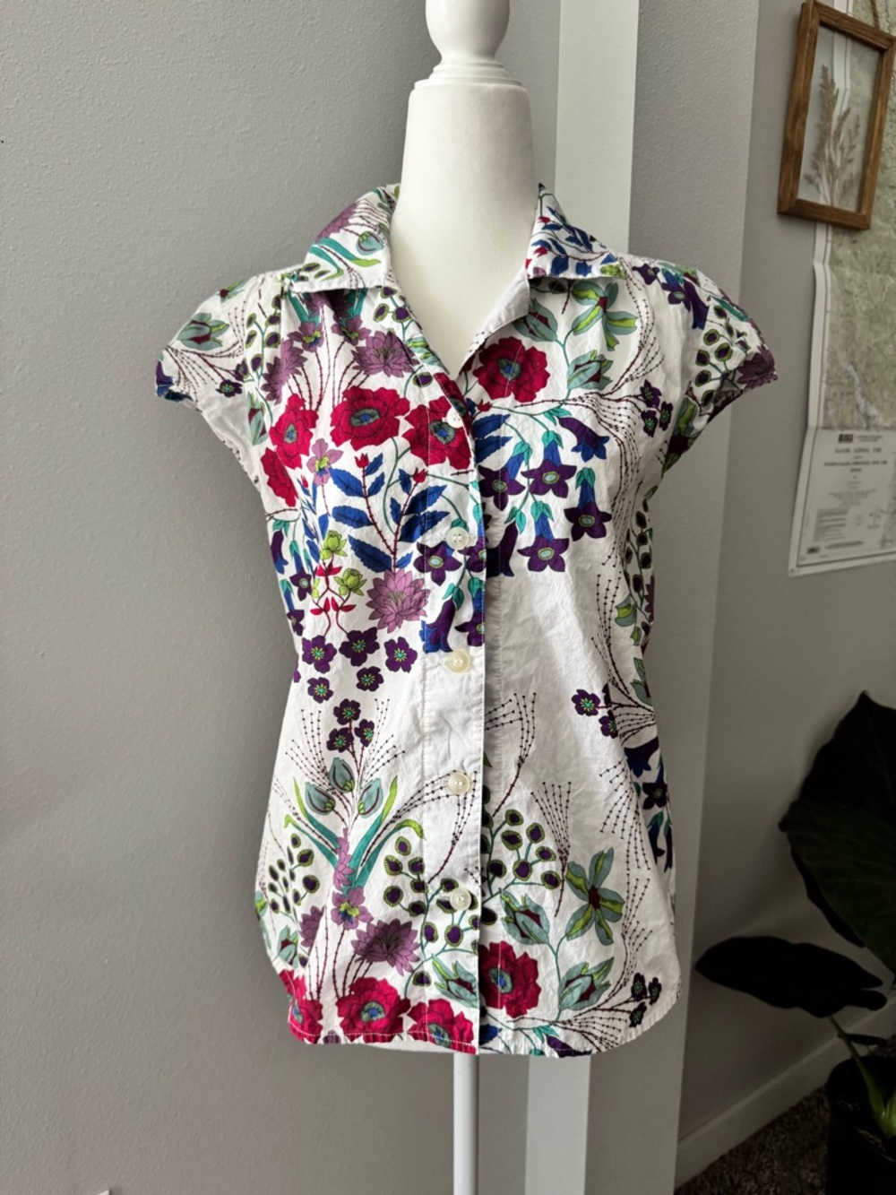 The Cats Pajamas colorful floral print 100% cotton button front pajama top small